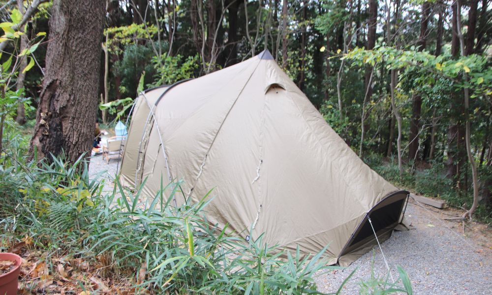 Grandma’s Garden Kamitonda テント設営2