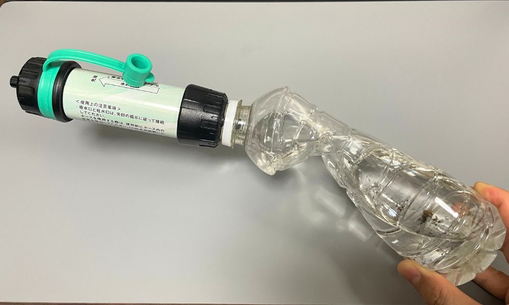 gs-289 浄水後のへこんだペットボトル