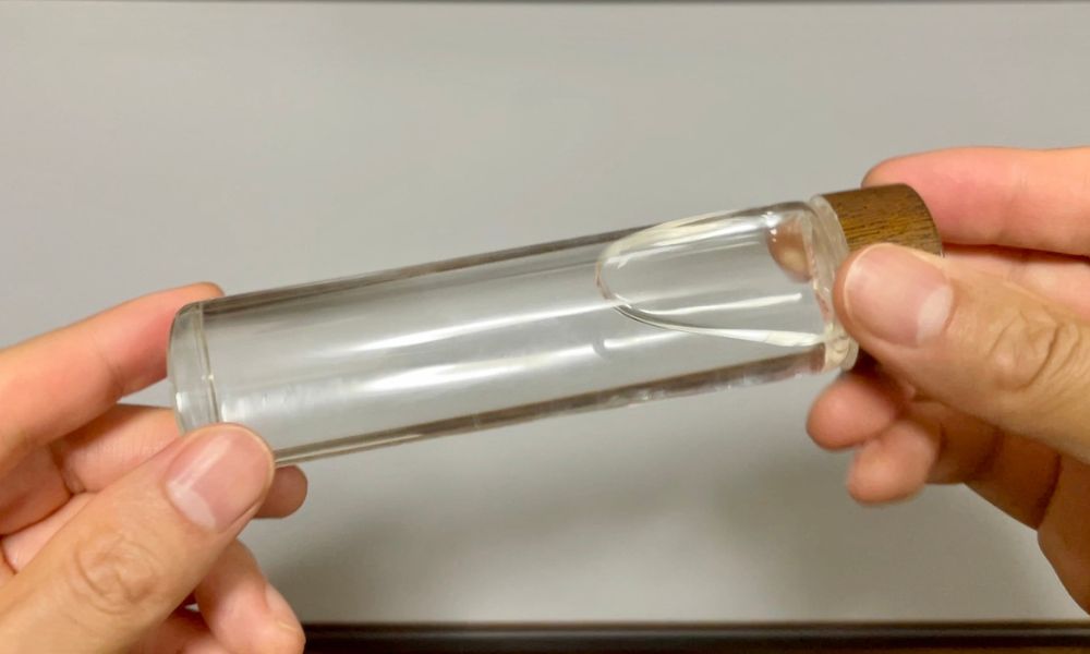 gs-289 携帯浄水器 検証(アフター) 浄水後の透明な水