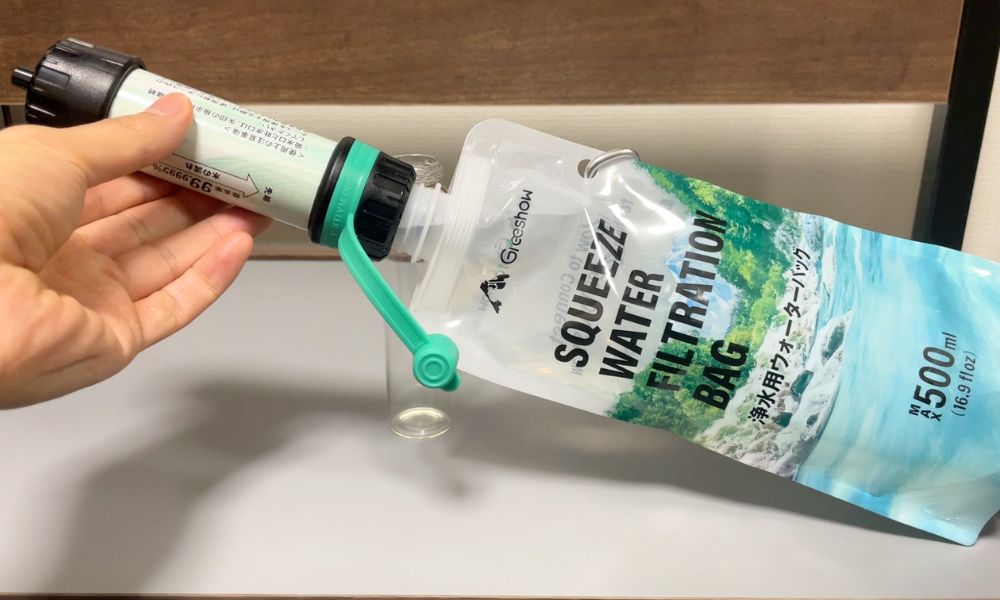 gs-289 携帯浄水器 逆洗(バックウォッシュ)用に給水バッグを接続した状態